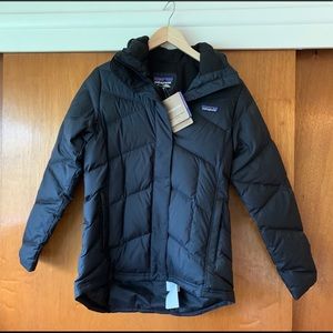 NWT Women’s Patagonia Down With It Down Jacket